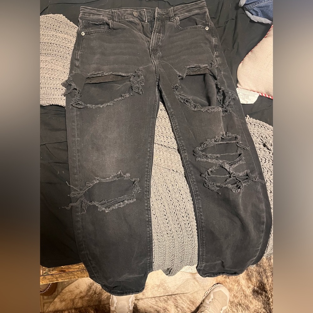American Eagle Ripped Jeans